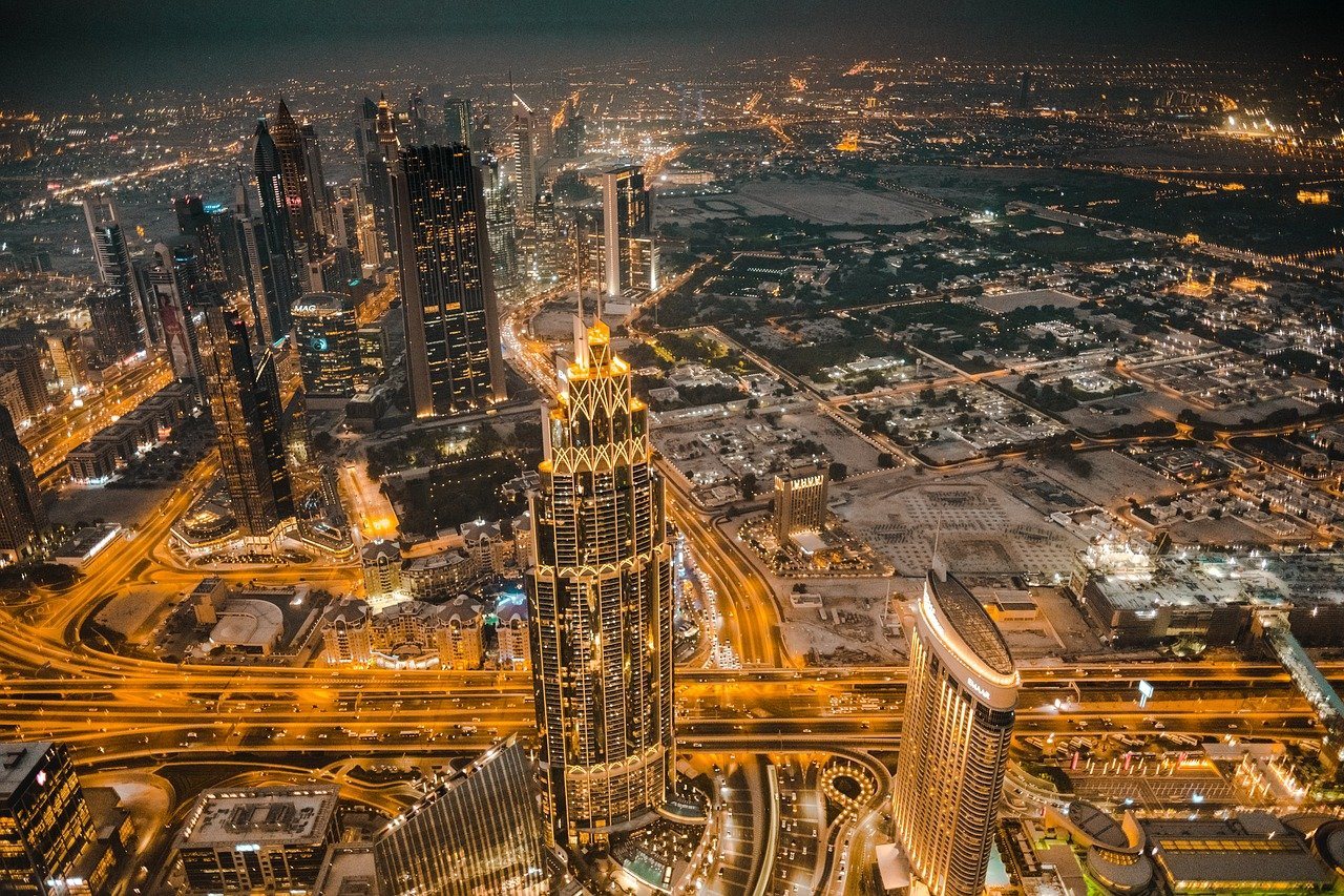 Dubai-at-night.jpg