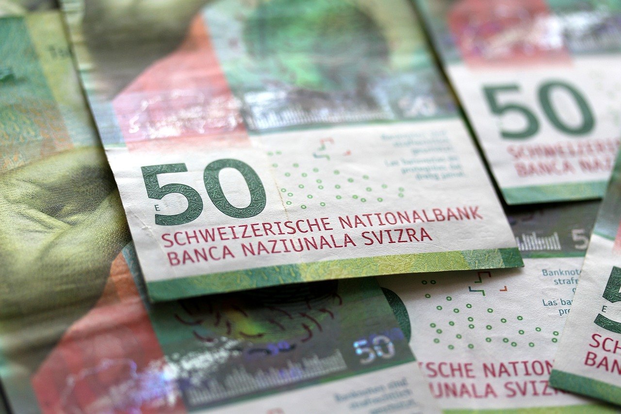 Swiss National Bank Rejects Bitcoin as Reserve Currency Amid Activist Push